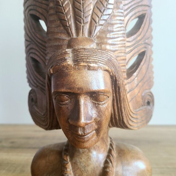 Hand Carved wooden sculpture statue of women's bust. Indigenous Tribal Native. - Picture 2 of 7